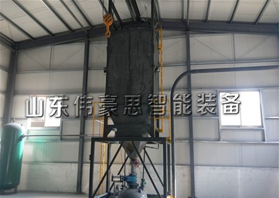 电镀污泥吨袋拆袋机 吨袋拆包投料站工作现场 