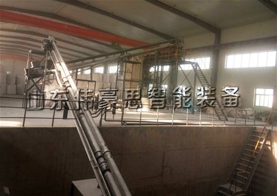 熟石灰管链式输送机，管链式提升机应用现场