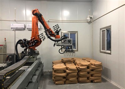 袋料自动码垛机器人能轻松解决袋料搬运的难题