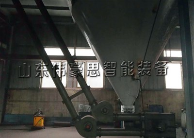 煤灰管链粉体输送系统 管链输送机展示现场