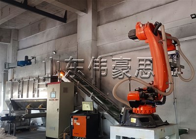 企业为什么要用袋料全自动拆包机器人来代替人工呢?